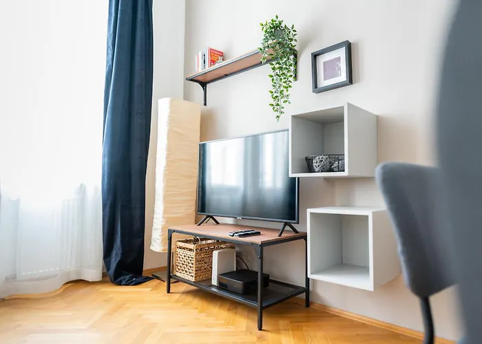 Apartment 1110