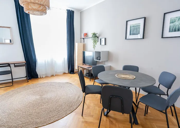 1110 Apartment *