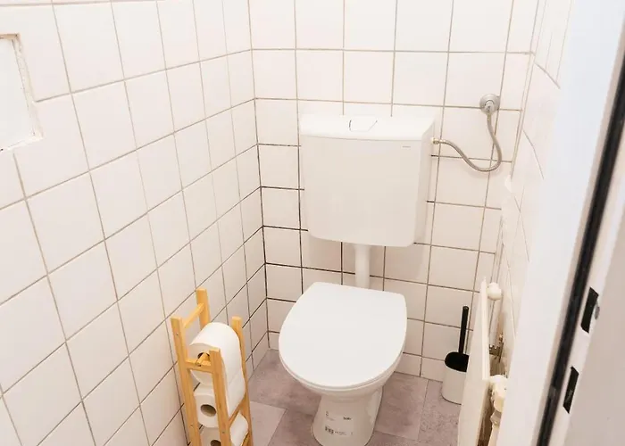 1110 * Wien