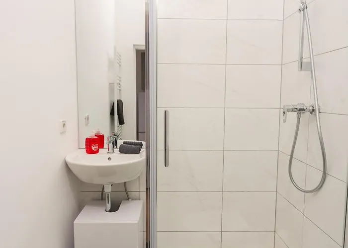 1110 Apartment *